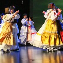 55. smotra izvornog folklora B P Ž