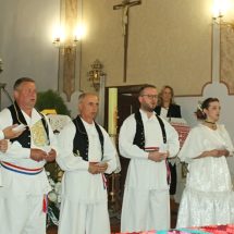 Pučko pjevanje Marijanskih pjesama u Bebrini