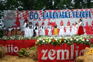 Na Đakovačkim vezovima